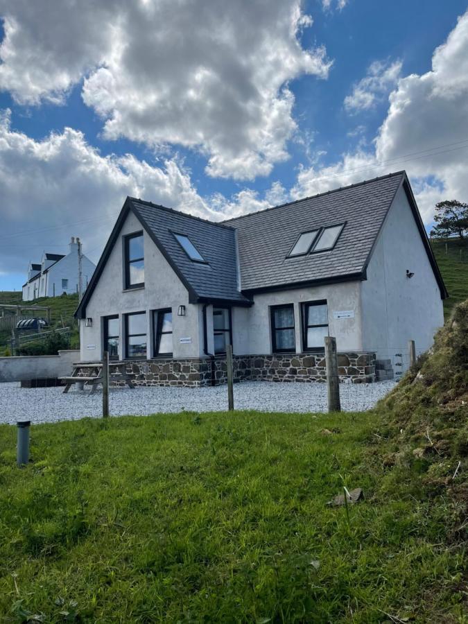 فيلا The Bridge Self Catering Kilmaluag المظهر الخارجي الصورة