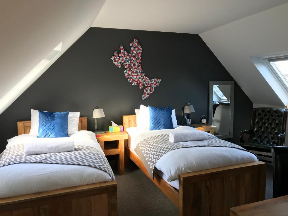 فيلا The Bridge Self Catering Kilmaluag المظهر الخارجي الصورة