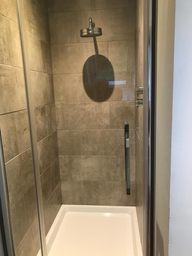 فيلا The Bridge Self Catering Kilmaluag المظهر الخارجي الصورة